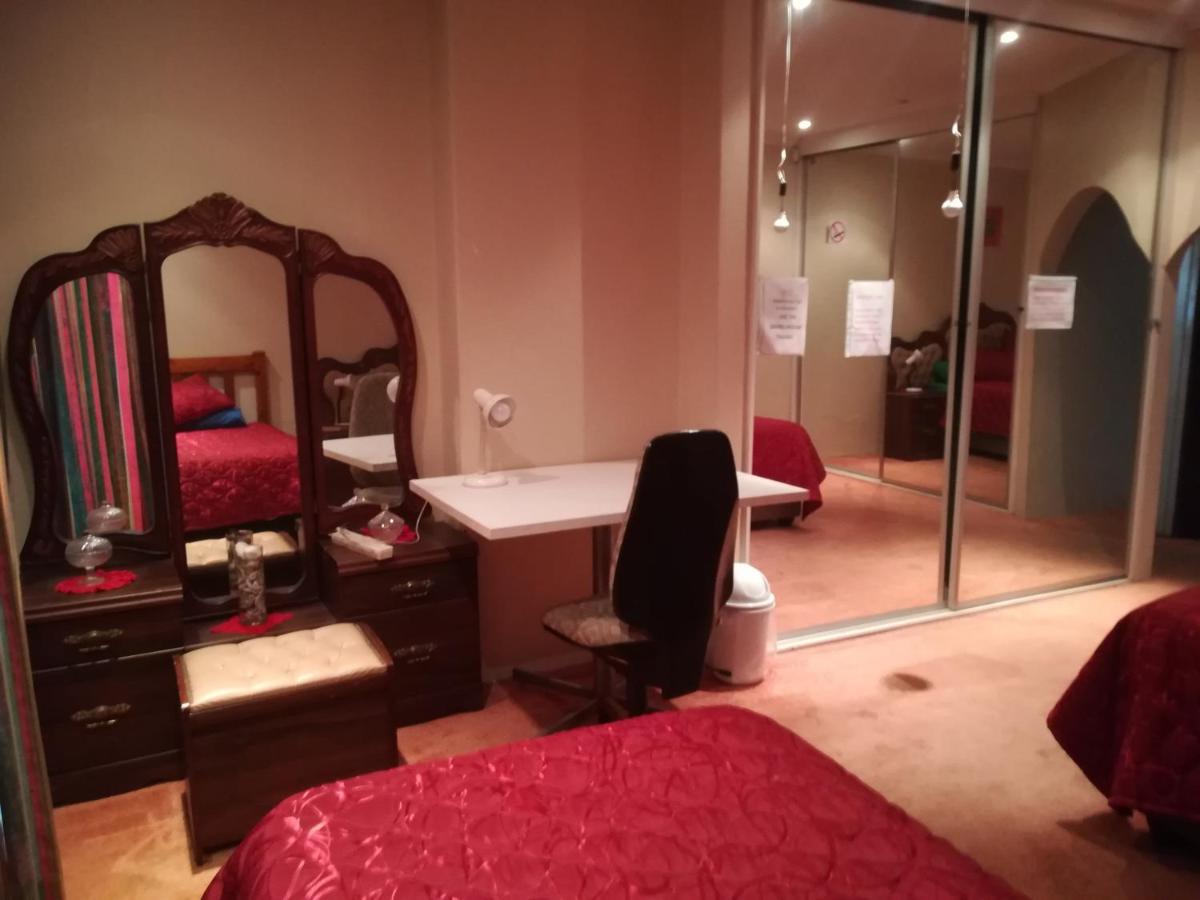 Pilot Inn Accommodation Kempton Park Esterno foto