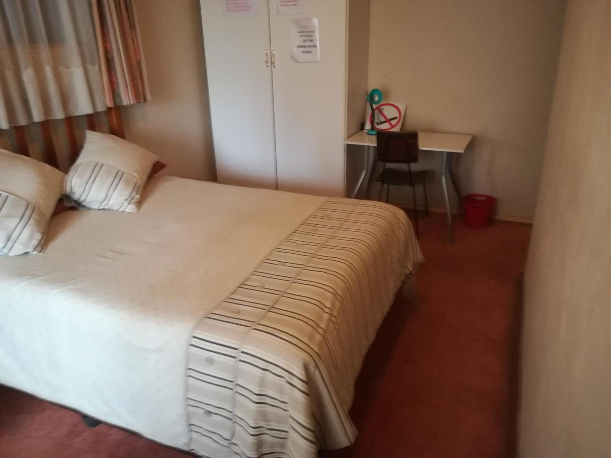 Pilot Inn Accommodation Kempton Park Esterno foto