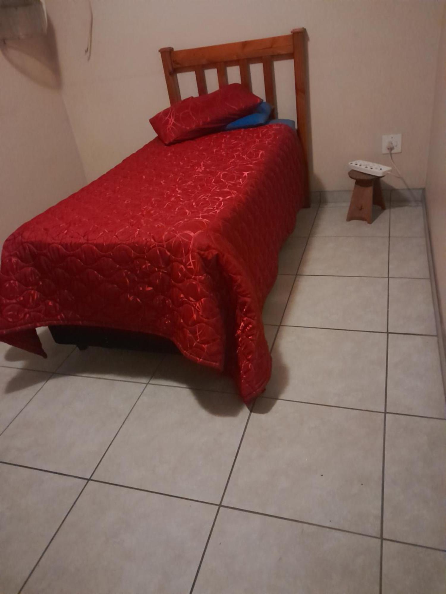 Pilot Inn Accommodation Kempton Park Esterno foto