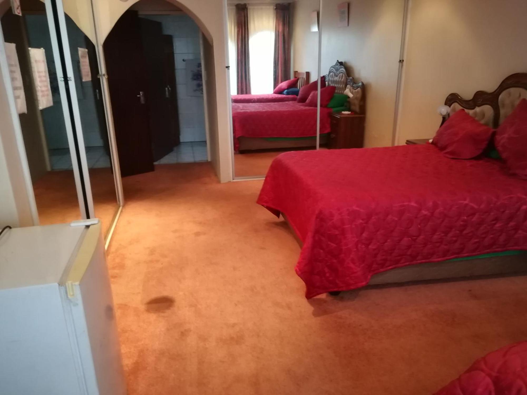 Pilot Inn Accommodation Kempton Park Esterno foto