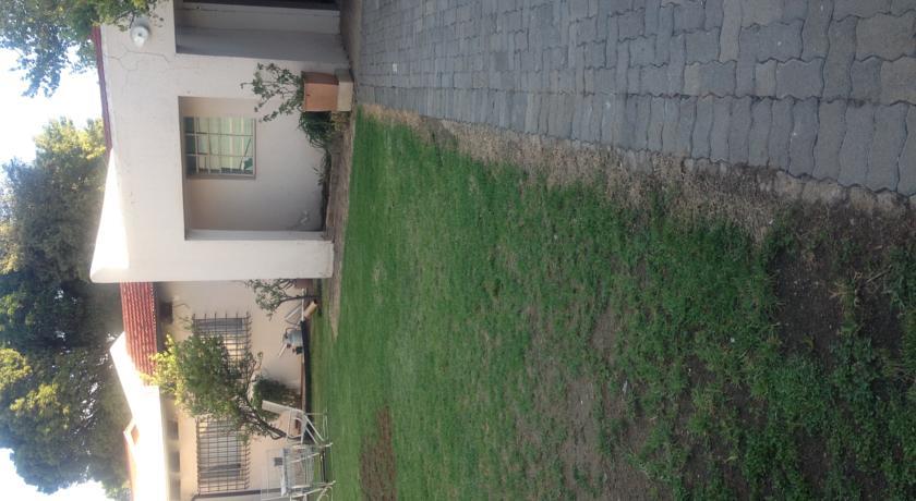 Pilot Inn Accommodation Kempton Park Esterno foto