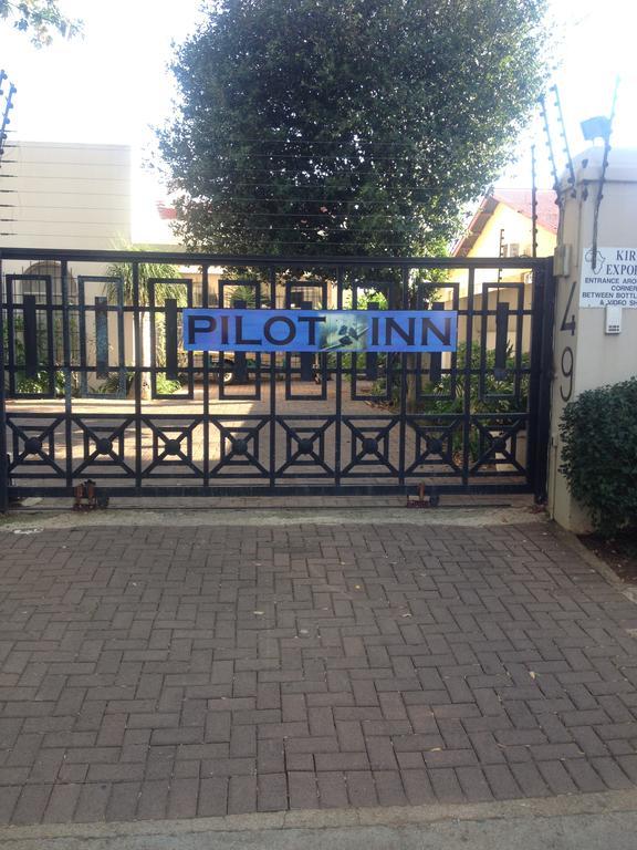 Pilot Inn Accommodation Kempton Park Esterno foto