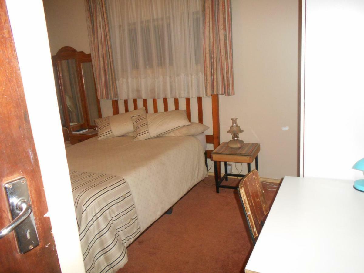 Pilot Inn Accommodation Kempton Park Esterno foto
